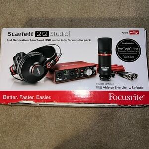Scarlett 2i2 Studio 2nd gen